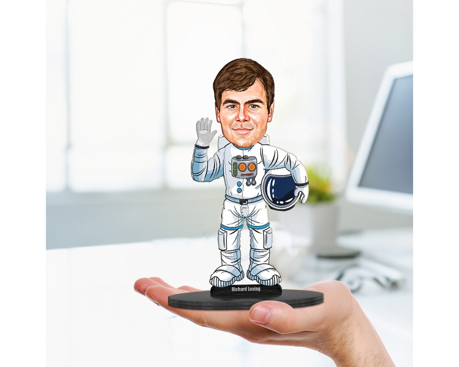 Astronaut figurine — custom Business gift